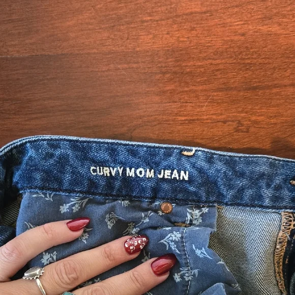 American Eagle Outfitters Women's High Rise Ripped Blue Jeans - Picture 4 of 8